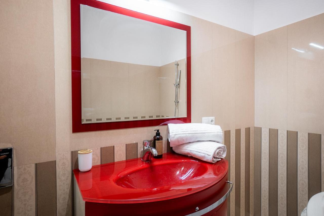 Xo Panoramic Apartment L Jacuzzi L Oradea Dış mekan fotoğraf
